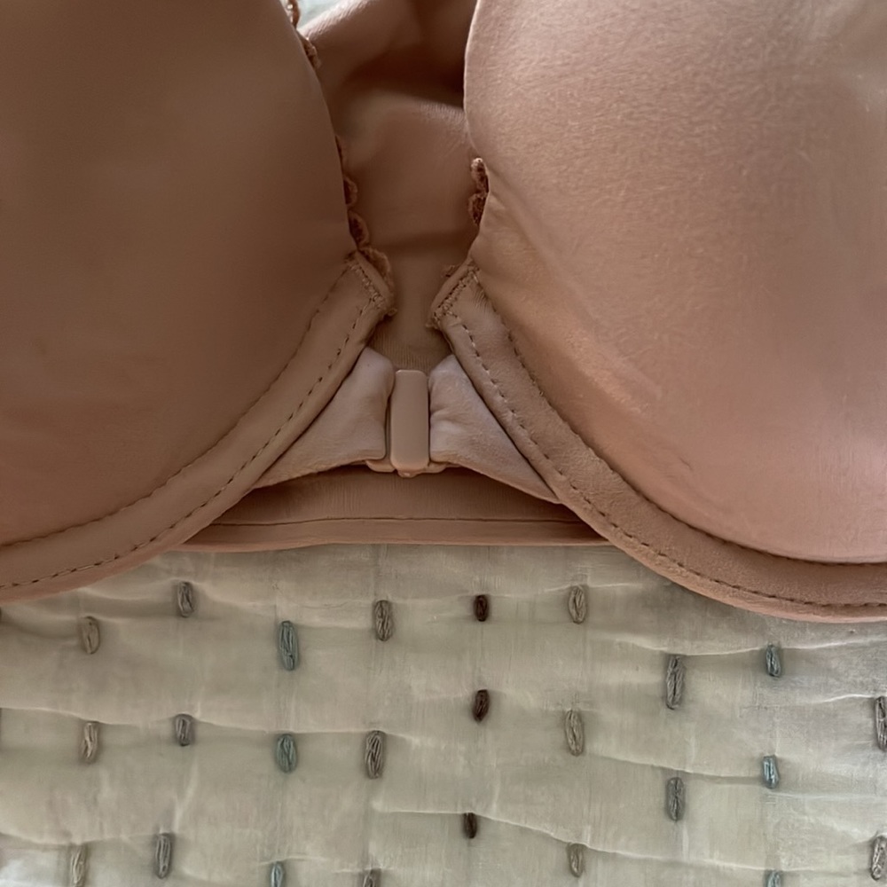 Body By Victoria Racerback Bra - Picture 3 of 4
